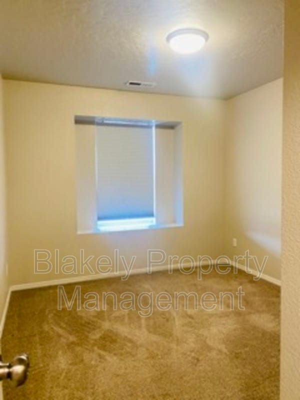 Building Photo - 13513 Palm Beach Dr