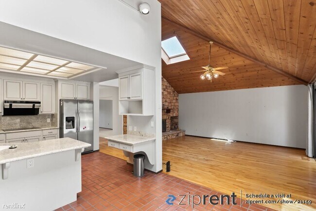Building Photo - 4 br, 2 bath House - 1098 Foxhurst Way, Sa...