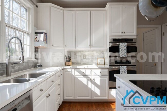 Building Photo - 1009 Howard Grove Ct