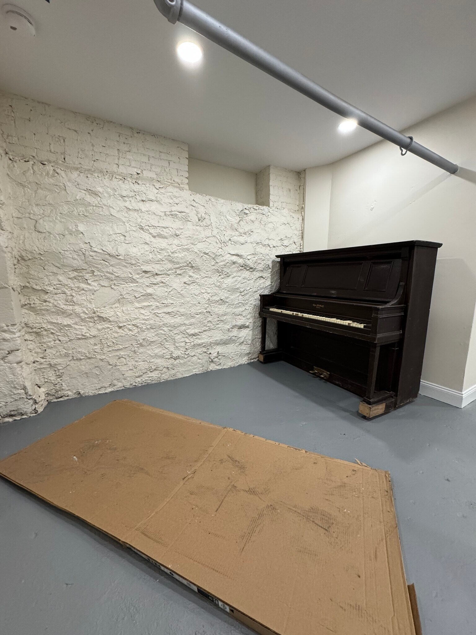 Building Photo - 20 Wadsworth St