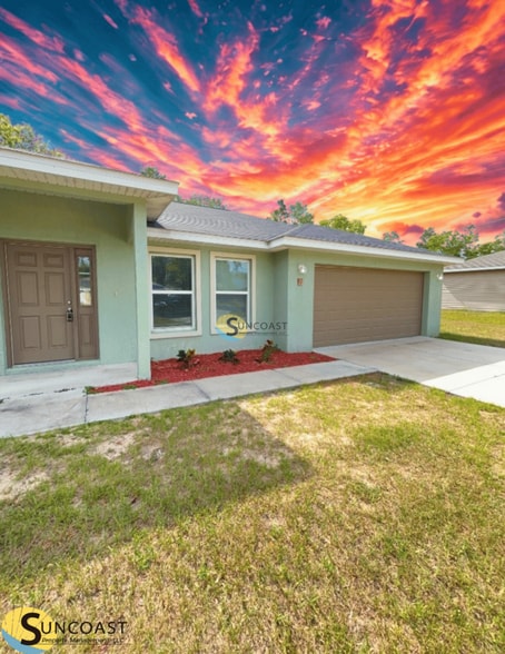 Primary Photo - 6 Oak Pass Run