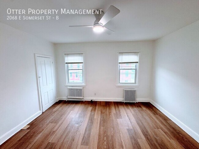 Building Photo - 2068 E Somerset St