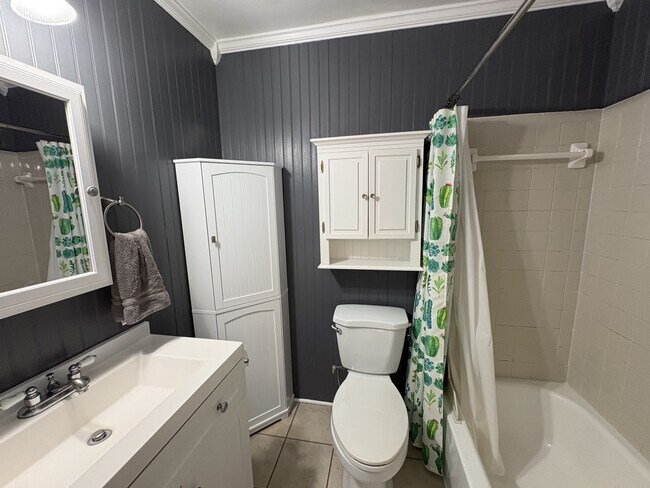 Building Photo - 1501 Antler Cir