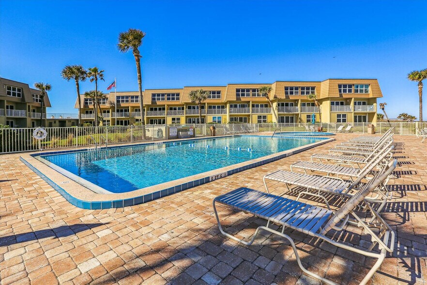 Building Photo - 7900 A1A S