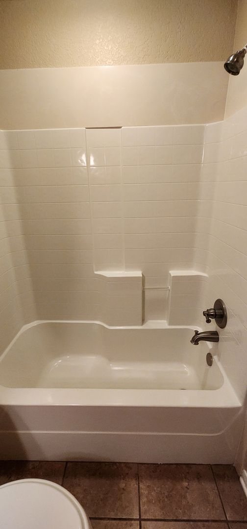 Building Photo - 3 Bedroom 2 bath Duplex South Killeen VIEWABLE SOON