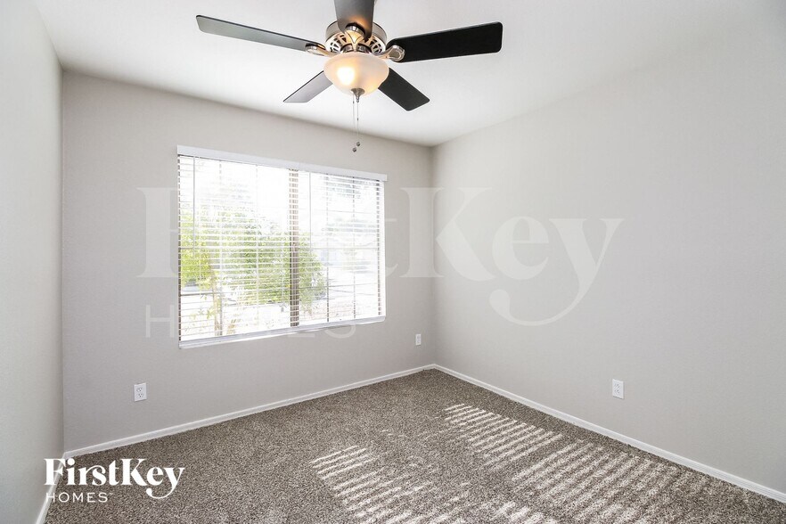 Building Photo - 2290 E Nunneley Ct