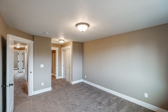 Building Photo - 270-272 Gwinn Street E