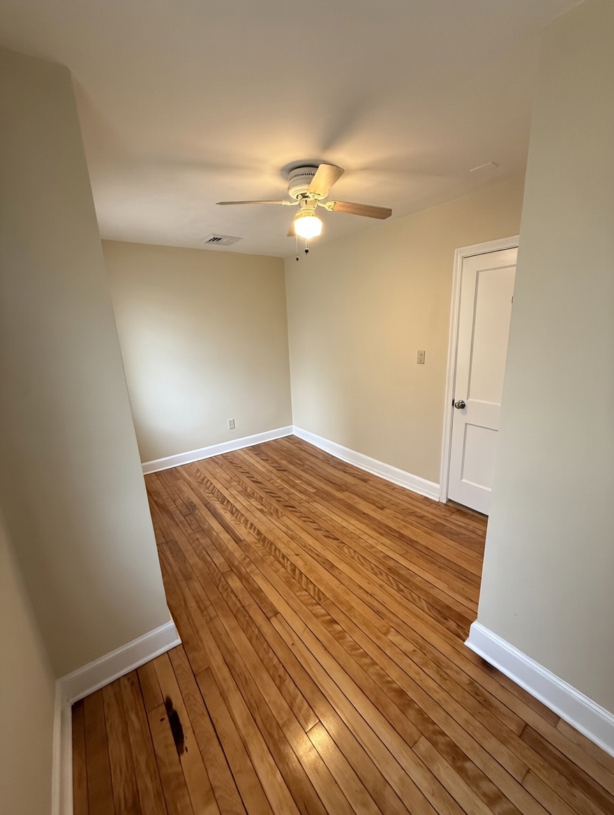 Building Photo - 190 Institute Rd