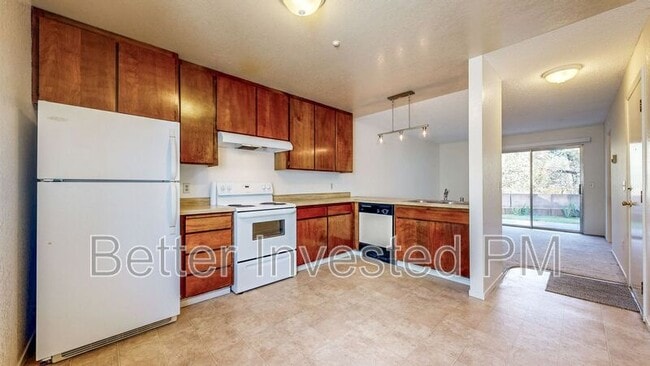 Building Photo - 5222 Fulton Rd