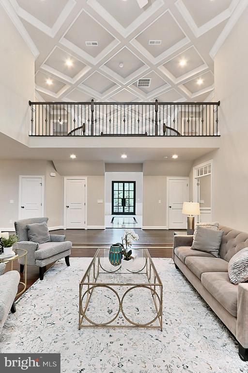 Building Photo - 6526 Dearborn Dr