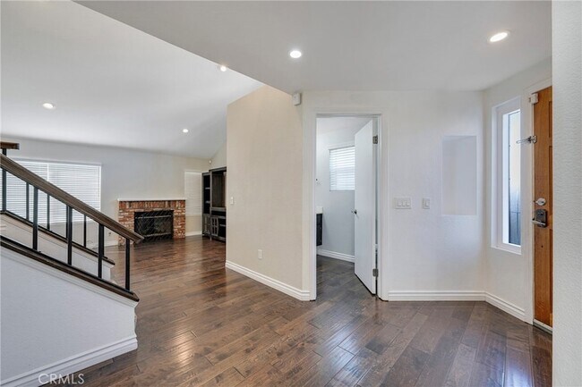 Building Photo - 5963 meadowood COurt