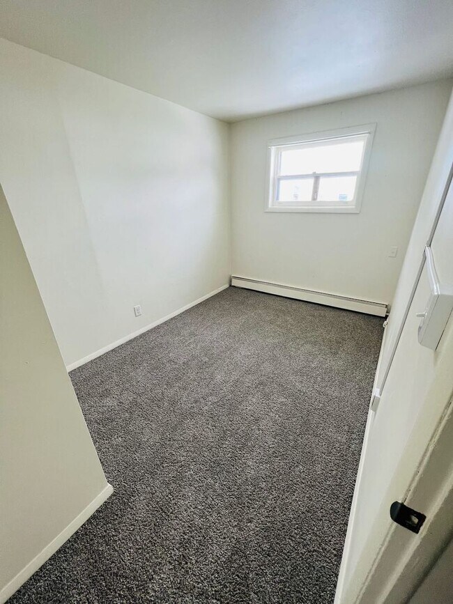 Building Photo - Harris Complex