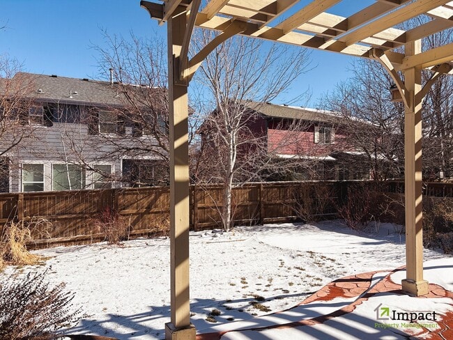 Building Photo - 10862 Glengate Cir