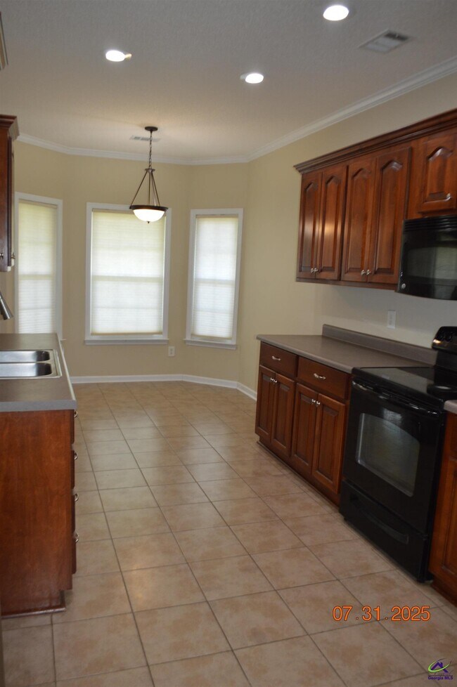 Building Photo - 206 Arelia Dr