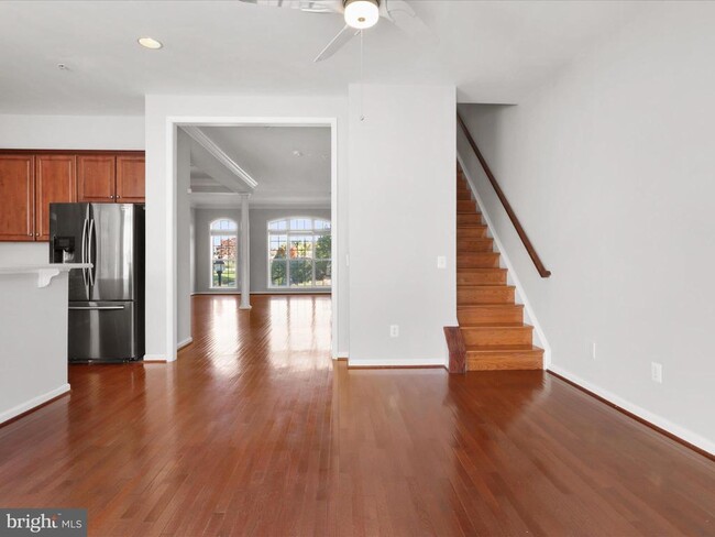 Building Photo - 4815 Dashiell Pl