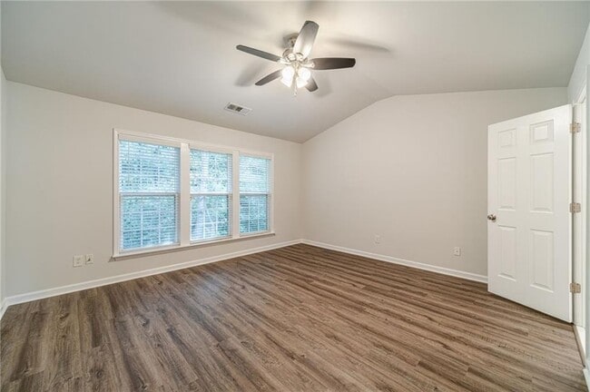 Building Photo - 2061 Fosco Dr NW