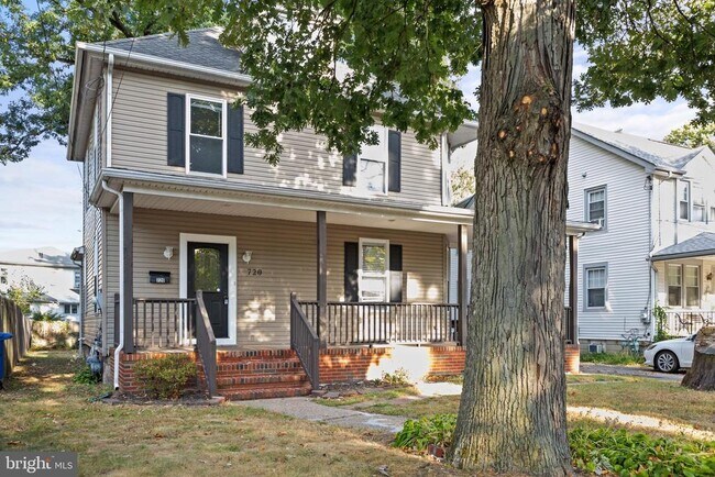 Building Photo - 720 Cinnaminson Ave