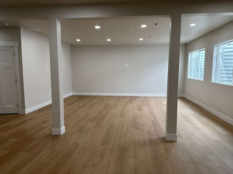 Building Photo - 4589 W Hiddleston Dr