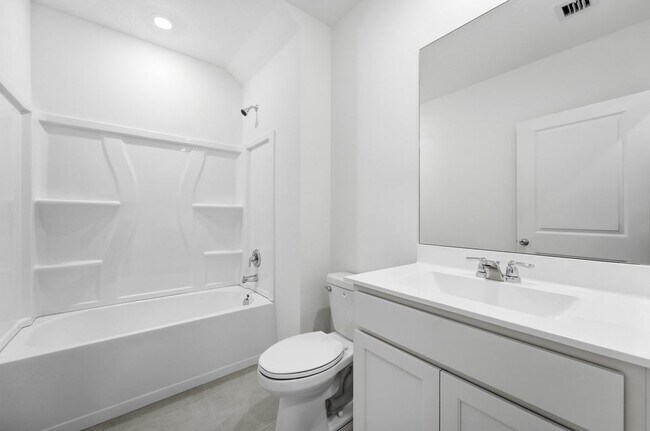 Building Photo - 10485 NW Suncrest Lp