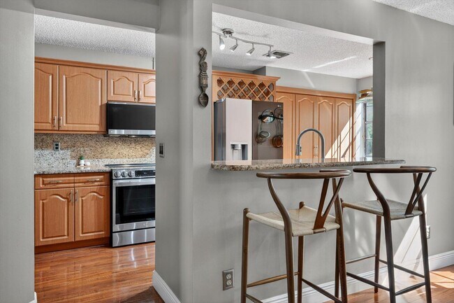 Building Photo - 301 SW 158th Terrace