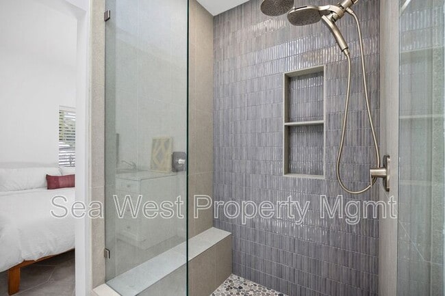 Building Photo - 778 Del Riego Ave