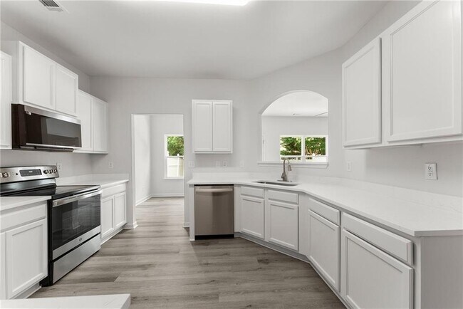 Building Photo - 124 Oakmont Dr