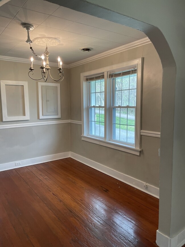 Building Photo - 1700 Riverside Ave