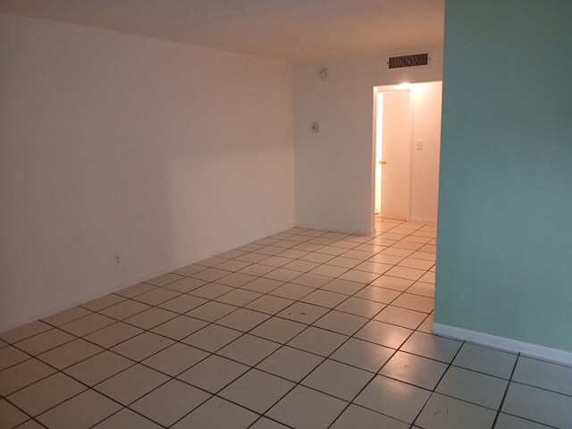 Building Photo - 4394 N Federal Hwy