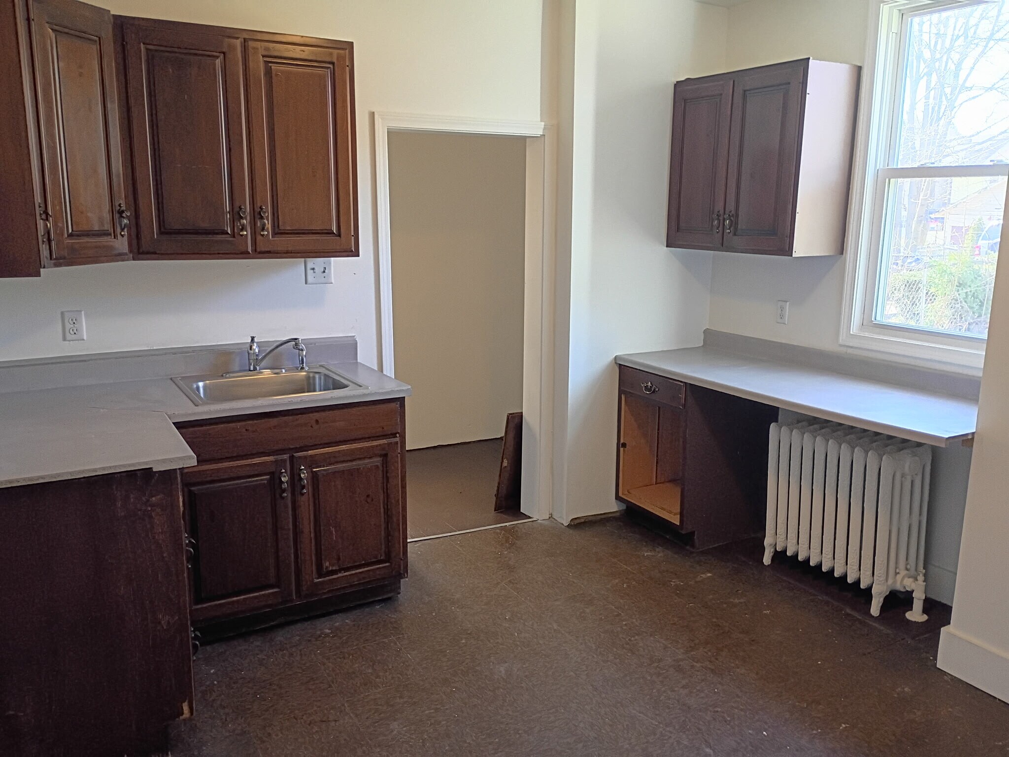 Building Photo - 308 Walnut Ave