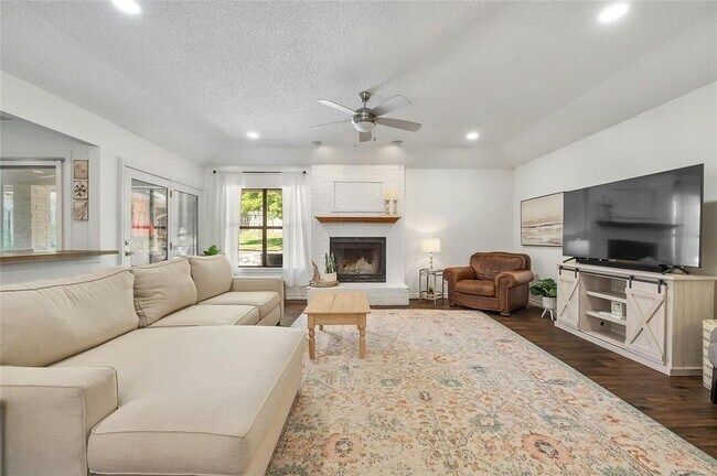 Building Photo - 118 Copperleaf Rd