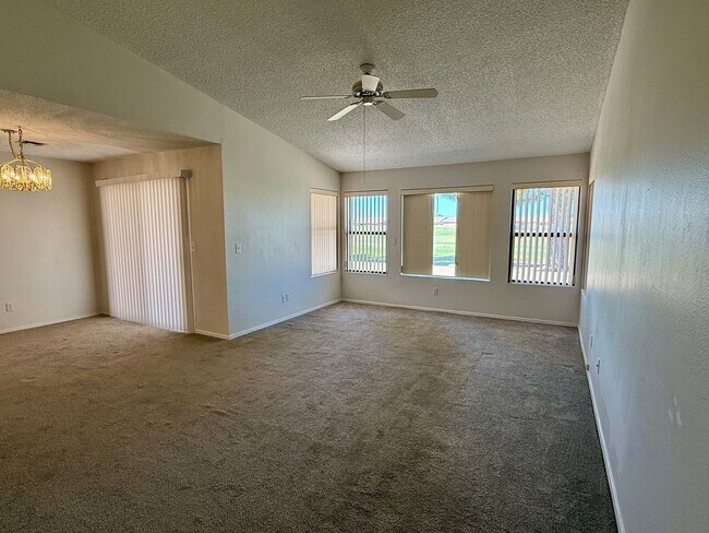 Building Photo - Townhouse on Mesa Del Sol Golf Course