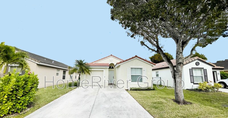 Building Photo - 1101 SE 20th Rd