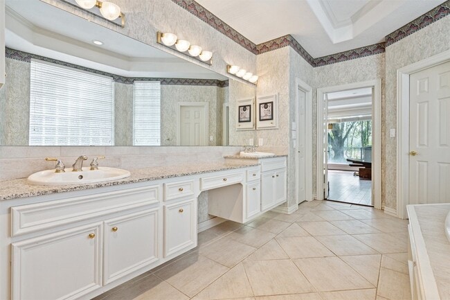 Building Photo - 3311 El Dorado Blvd