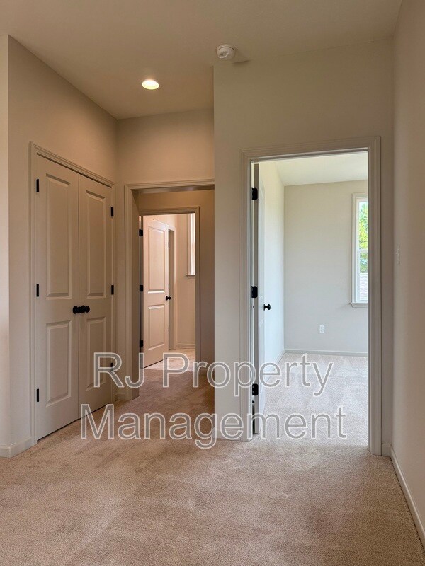 Building Photo - 924 Aldwick Dr