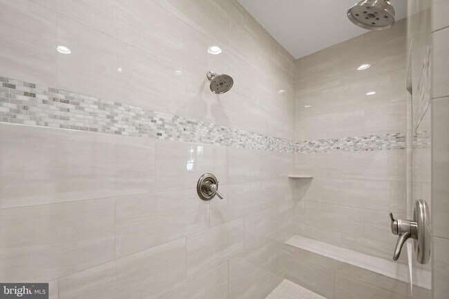 Building Photo - 131 Bytham Ridge Ln