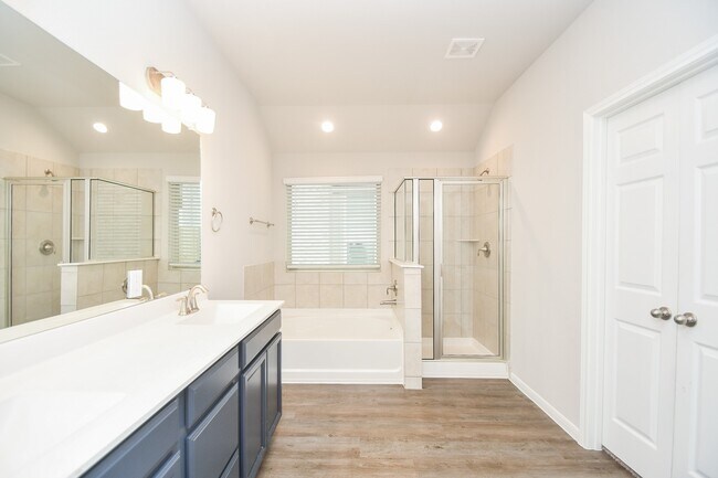 Building Photo - 17811 Chartertree Ln