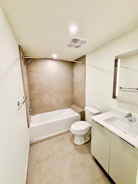 Building Photo - 141 NE 2nd St