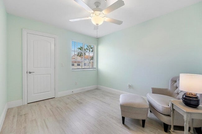 Building Photo - 123 Yacht Club Way