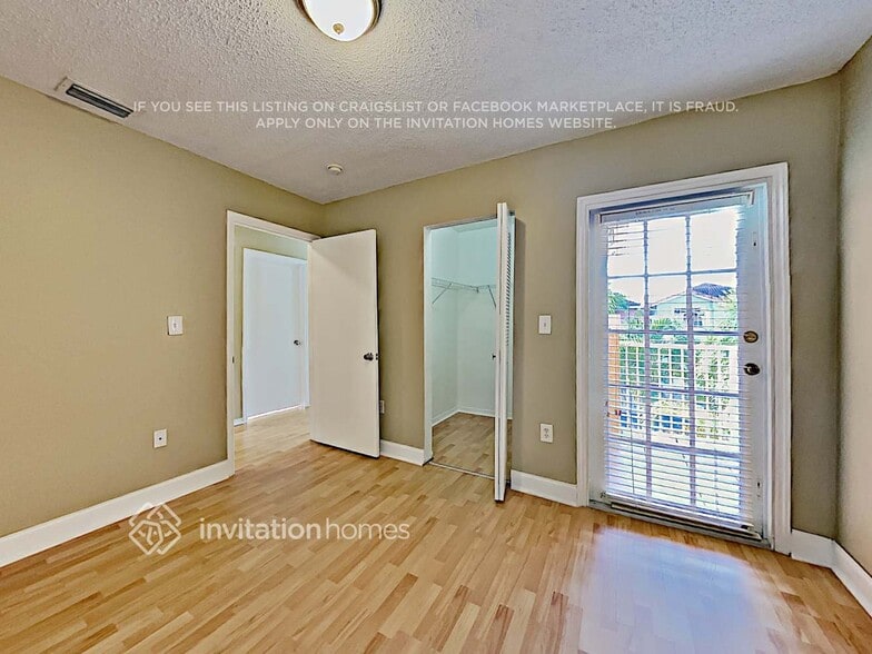 Building Photo - 8721 SW 159th Pl