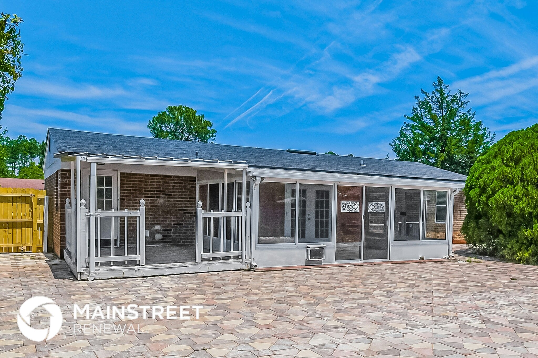 Building Photo - 11848 Minford Cir S