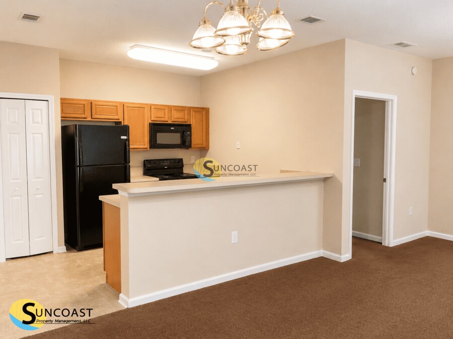 Building Photo - 6985 Ortega Woods Dr