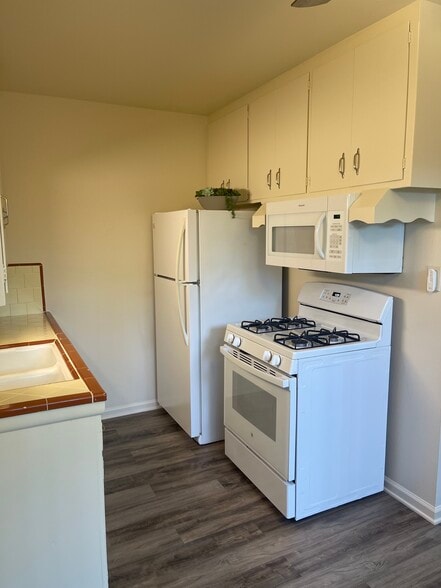 Building Photo - 1316 Sylvan Blvd