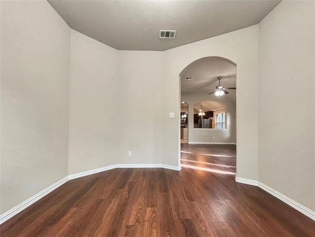 Building Photo - 2468 Millbrook Loop