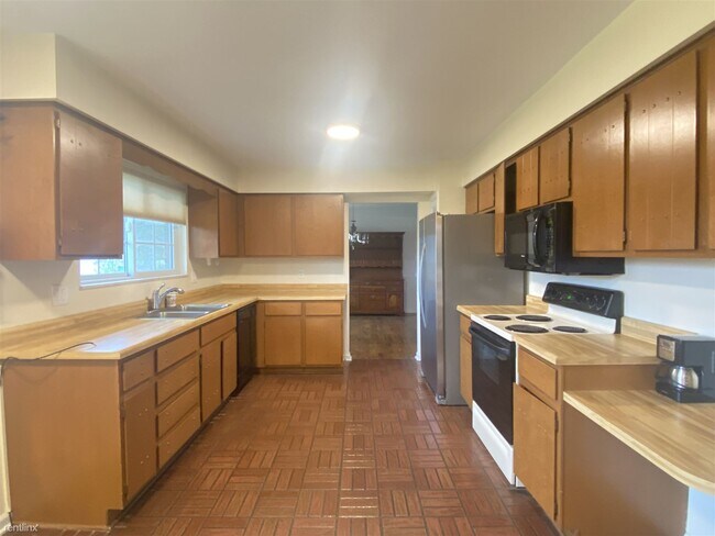 Building Photo - 3 br, 2 bath House - 306 Edison Ave