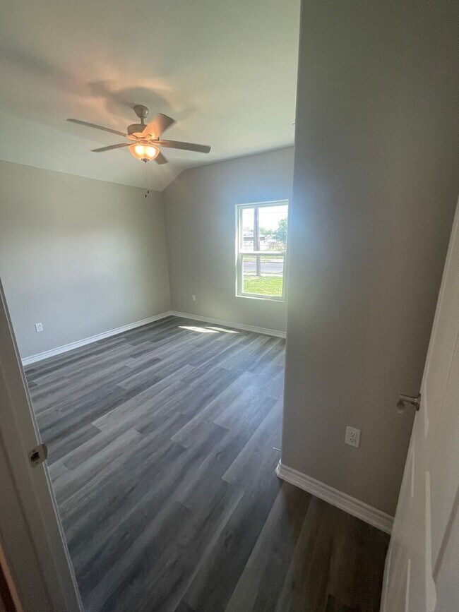 Building Photo - New home