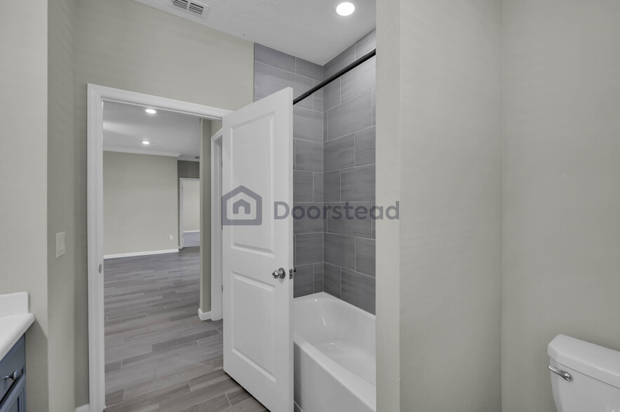 Building Photo - 9603 Lovage Ln