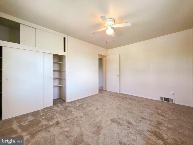 Building Photo - 7511 Elgar St