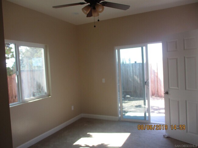 Building Photo - 5448 Mary Ln Dr