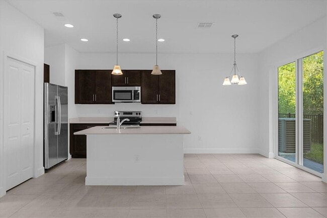 Building Photo - 1344 Captiva Cv