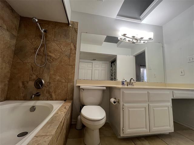 Building Photo - 4242 N Capistrano Dr